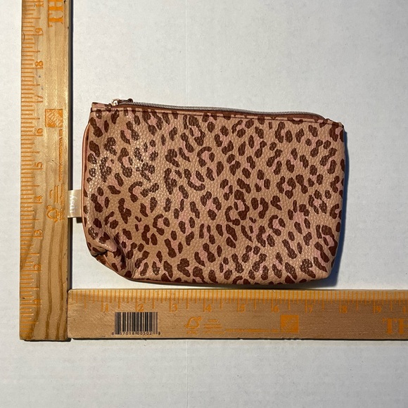 Ipsy makeup bag - Picture 2 of 3